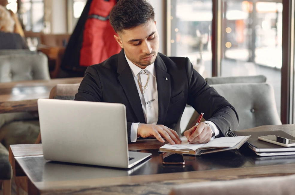 Translate Legal Documents UAE | Certified Legal Translation Services | Al Hiqba
