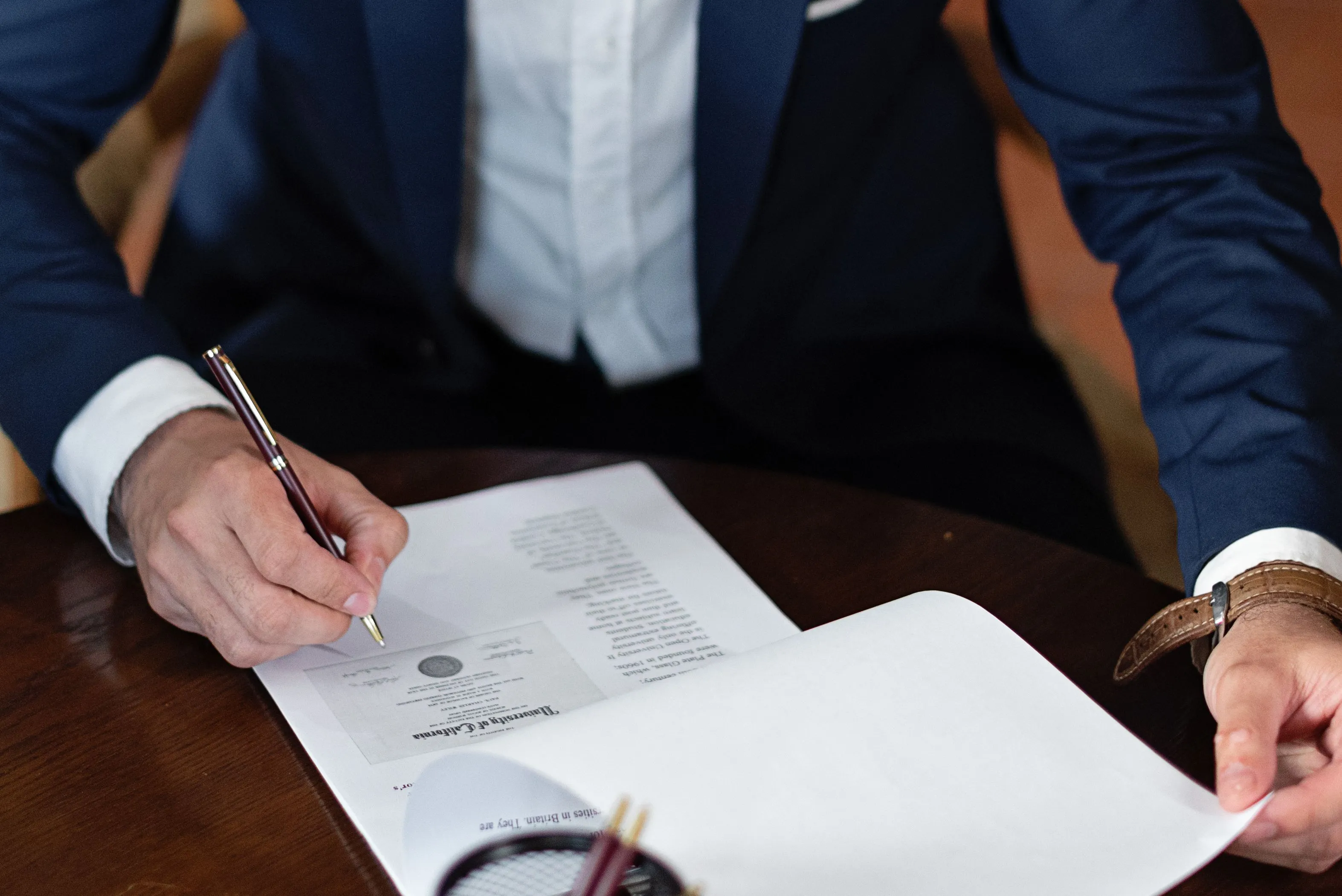 Best Notary Services in Dubai for Legal Documents